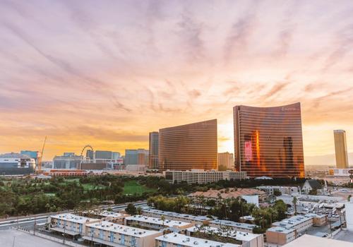Las Vegas Marriott from $153. Las Vegas Hotel Deals & Reviews - KAYAK