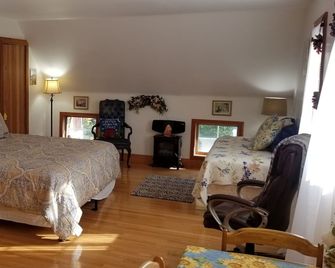 Sunapee Retreat At Enchanted Forest - Bring Kids - Near Lake And Mountain! - Newbury - Habitación