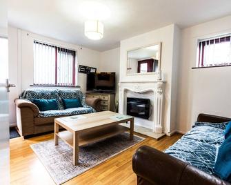 Chic Private Rooms in Sheffield Sociable Home - Sheffield - Living room