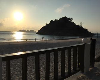 Redang Bay Resort - Pulau Redang - Strand