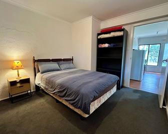 Nestled on Tower Hill's edge, with stunning views! - Koroit - Habitación
