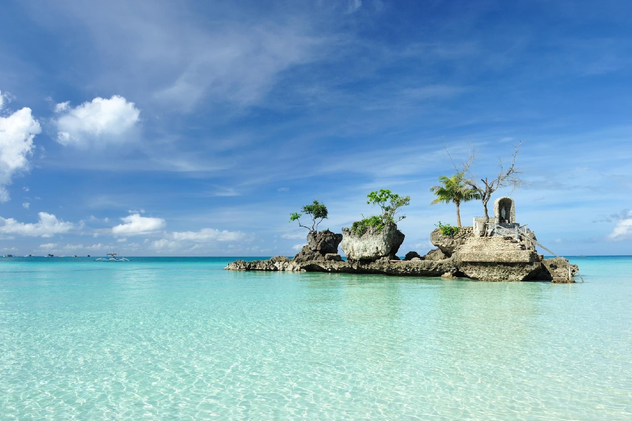 Eclipse Resort - Boracay - Beach