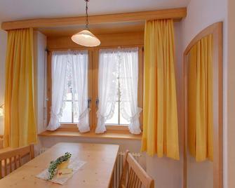 Arcade Apartments & Spa - Saas-Fee - Spisestue