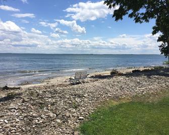 Waterfront, Private, Peaceful, Quiet And Clean. The Best Views On Put In Bay. - Put-in-Bay - Plaża