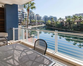 Waterfront Village - Cape Town - Balcony