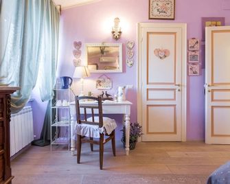 Bed and Breakfast A casa delle Fate - Asís
