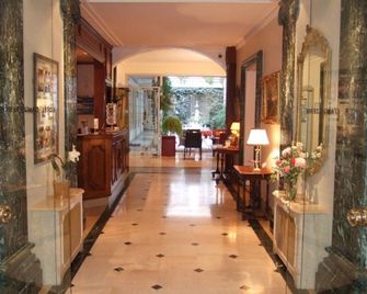 Hotel d'Angleterre - Paris - Resepsjon