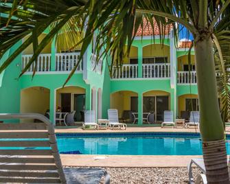 Coral Paradise Resort - Kralendijk - Uima-allas