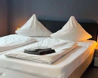 Blue Doors Hostel Ktv - Rostock - Soverom