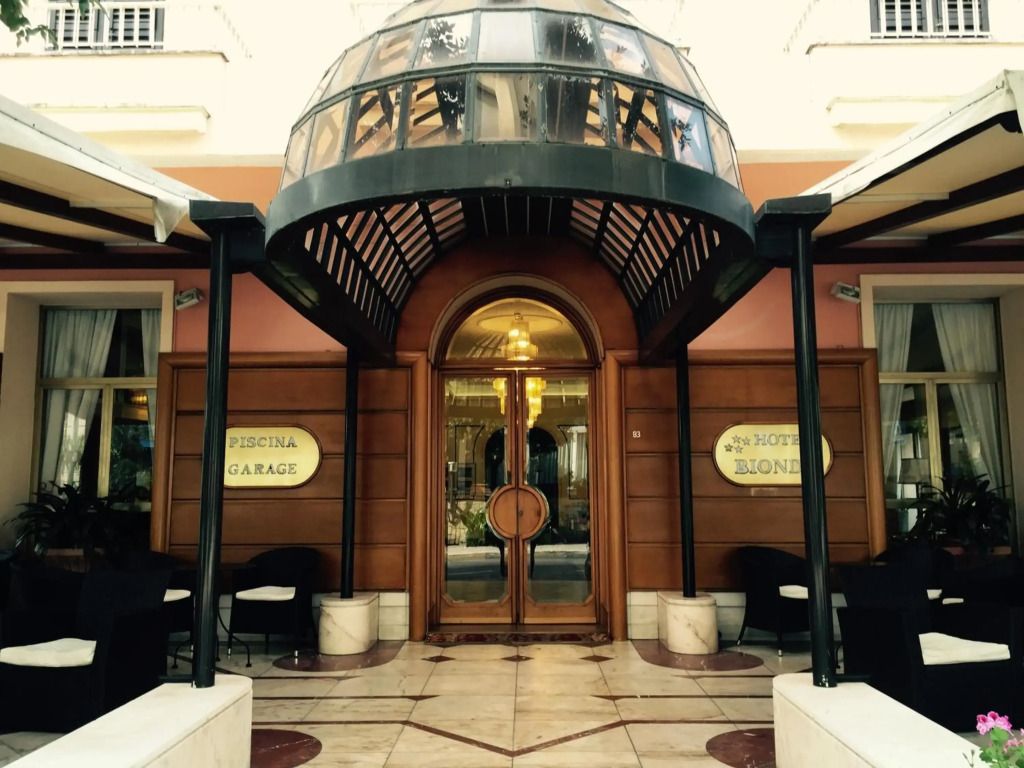 هوتل بيوندي