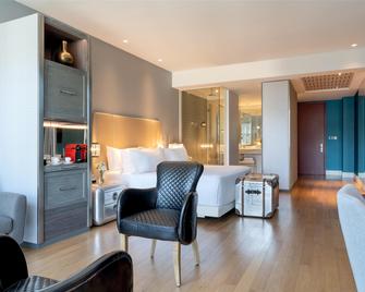NH Collection Santiago Casacostanera - Santiago - Bedroom