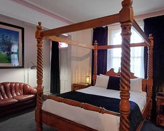 Art Hotel on York - לאונססטון - חדר שינה