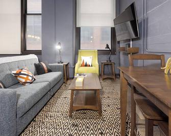 King Bed - Heart of PB - Jaw-Dropping Rooftop and Gym - Pittsburgh - Soggiorno