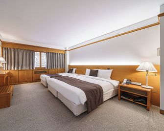 Commodore Hotel Busan - Busan