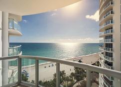 Marenas Ocean View Apartment - Sunny Isles Beach - Balkon