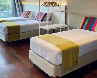 Roomie Salta By Dot Suites - Salta - Bedroom
