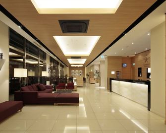 Candeo Hotels Kikuyo Kumamoto Airport - Kikuyo - Salónek