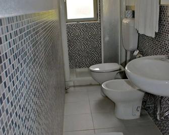 Hotel Domodossola - Domodossola - Ванна кімната