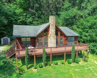 Moosetrax Cabin - Cosby - Edificio
