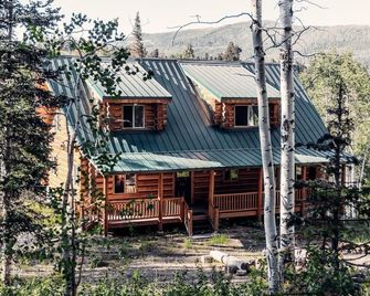 Lazy Moose Lodge - Your Park City Mountain Getaway - Coalville - Building