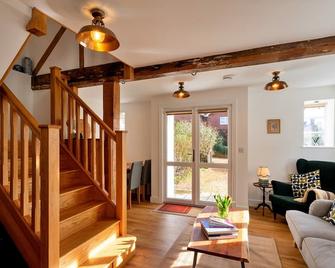 Cottage in Chilton Foliat near Savernake Forest - Hungerford - Living room