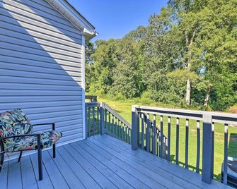 Belmont Retreat about 14 Mi to Dtwn Charlotte! - Belmont - Balcony