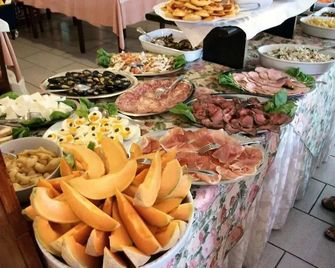 Hotel Vecchia Rimini - Lido degli Estensi - Buffet