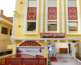 Royal Grand - Vandalūr