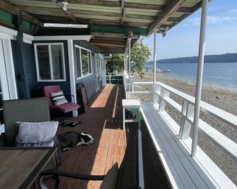Sherry's Hood Canal House - Shelton - Балкон