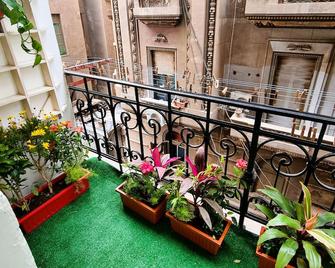The Australian Hostel - Kair - Balkon