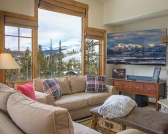 Lower Bear Trail 3 Bedroom Townhouse by RedAwning - Winter Park - Living room