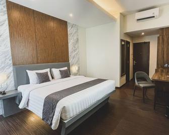 Lpp Garden Hotel - Yogyakarta - Bedroom