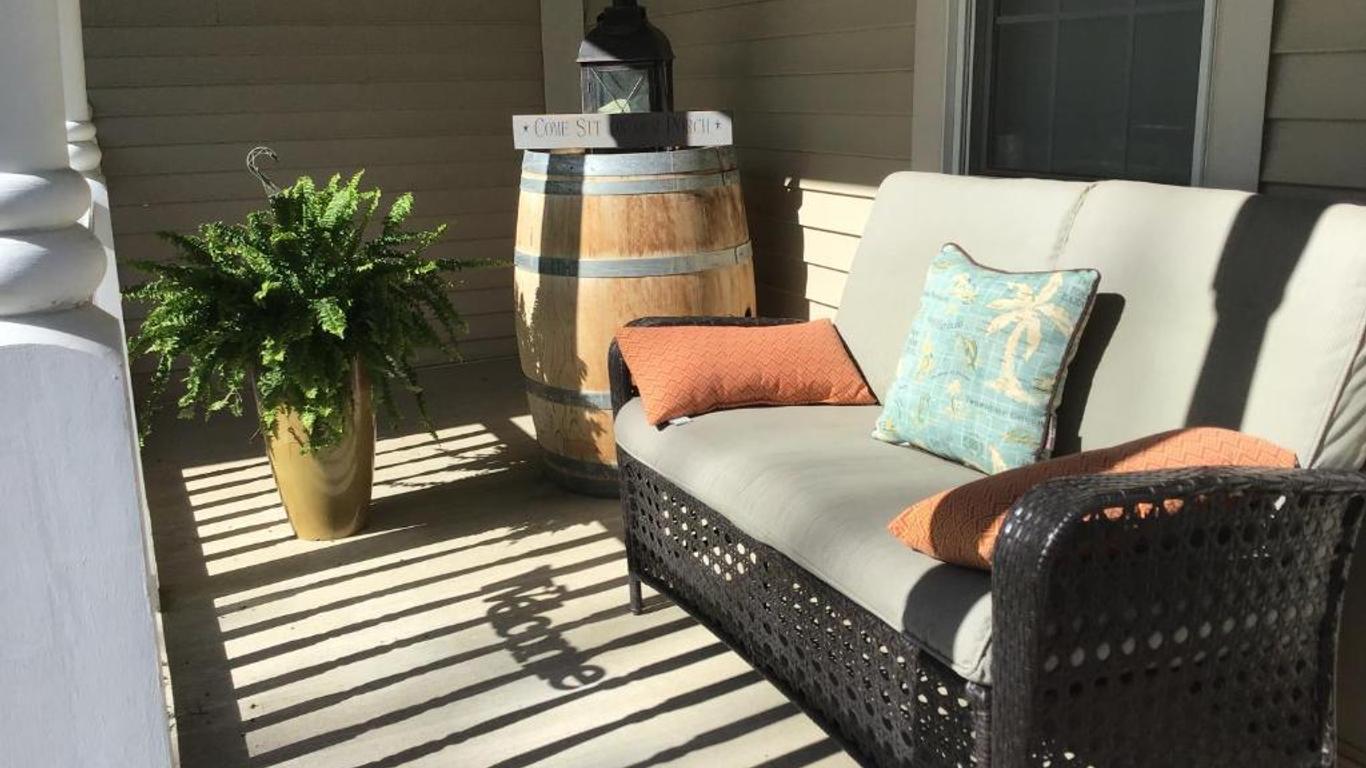 Old Town Country Landing