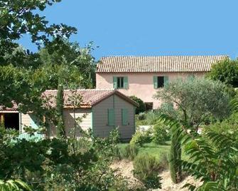 Domaine Des Bridoux Village De Gites - Nyons - Vista del exterior