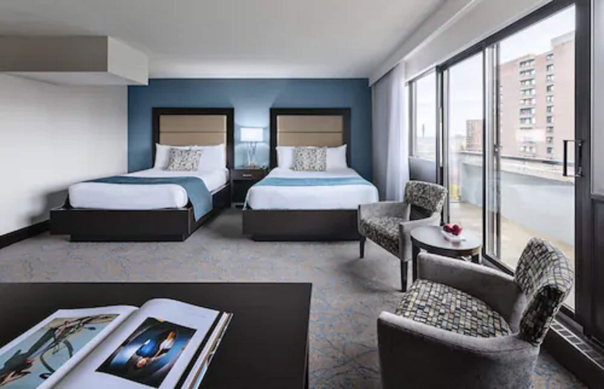 فندق وأجنحة أوتاوا إمباسي - أوتاوا - غرفة نوم