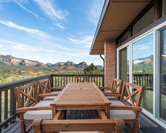 Luxury Uptown home with Views and Hot Tub - Sedona - Balcón