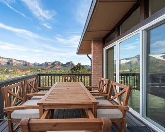 Luxury Uptown home with Views and Hot Tub - Sedona