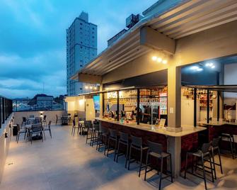 مار هوتل - بالنياريو كامبوريو