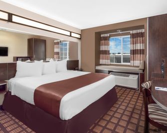 Microtel Inn & Suites by Wyndham Midland - Midland - Quarto