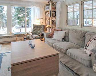 Beautiful Home In Markaryd With Wifi - Markaryd - Sala de estar