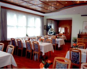 Hotel und Restaurant Wolfensberg - Degersheim - Ресторан