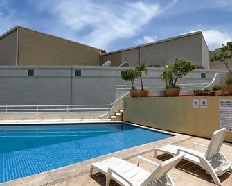 Hotel Suites Jazmín Acapulco - Acapulco - Pool