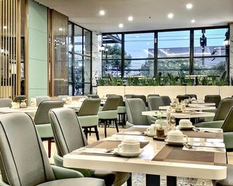 Grand Kangen Hotel Urip Sumoharjo - Yogyakarta - Ravintola