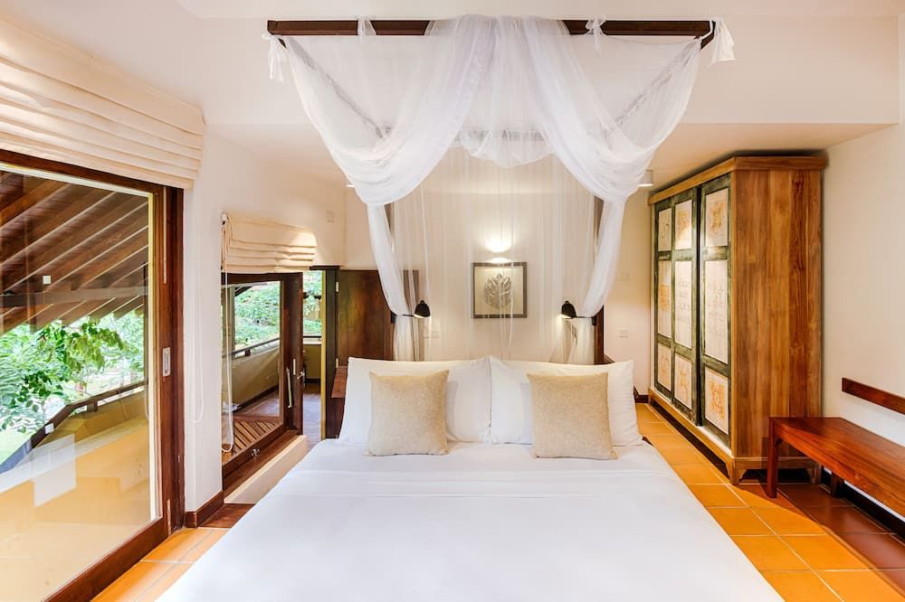 جيتوينج أيورفيدا بافيلونز