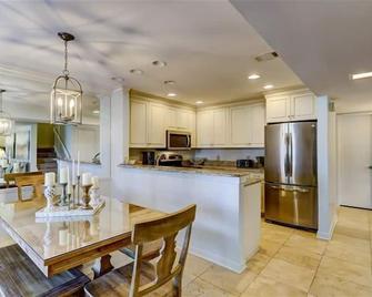938 Cutter Court at The Sea Pines Resort - Hilton Head Island - Κουζίνα