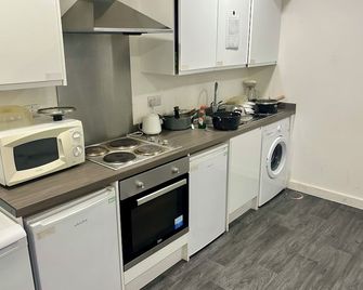 Room in Studio - One Studio Bradford City Center - Bradford - Küche