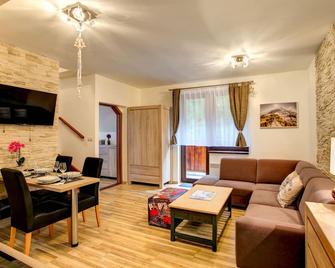 Apartmany Tri Studnicky - Dolina Demianowska - Pokój dzienny