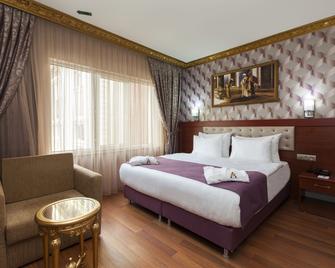 Alrazi Hotel - Istanbul - Bedroom