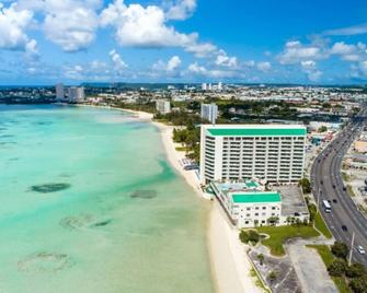 Upgraded ocean front condo, amazing view!! to feel like your home. - Tamuning - Beach