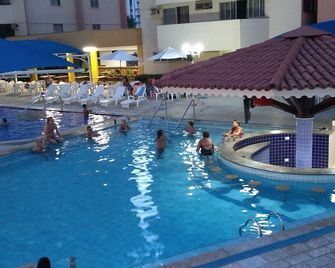 Apartamento Para Temporada Em Caldas Novas - Caldas Novas - Piscina